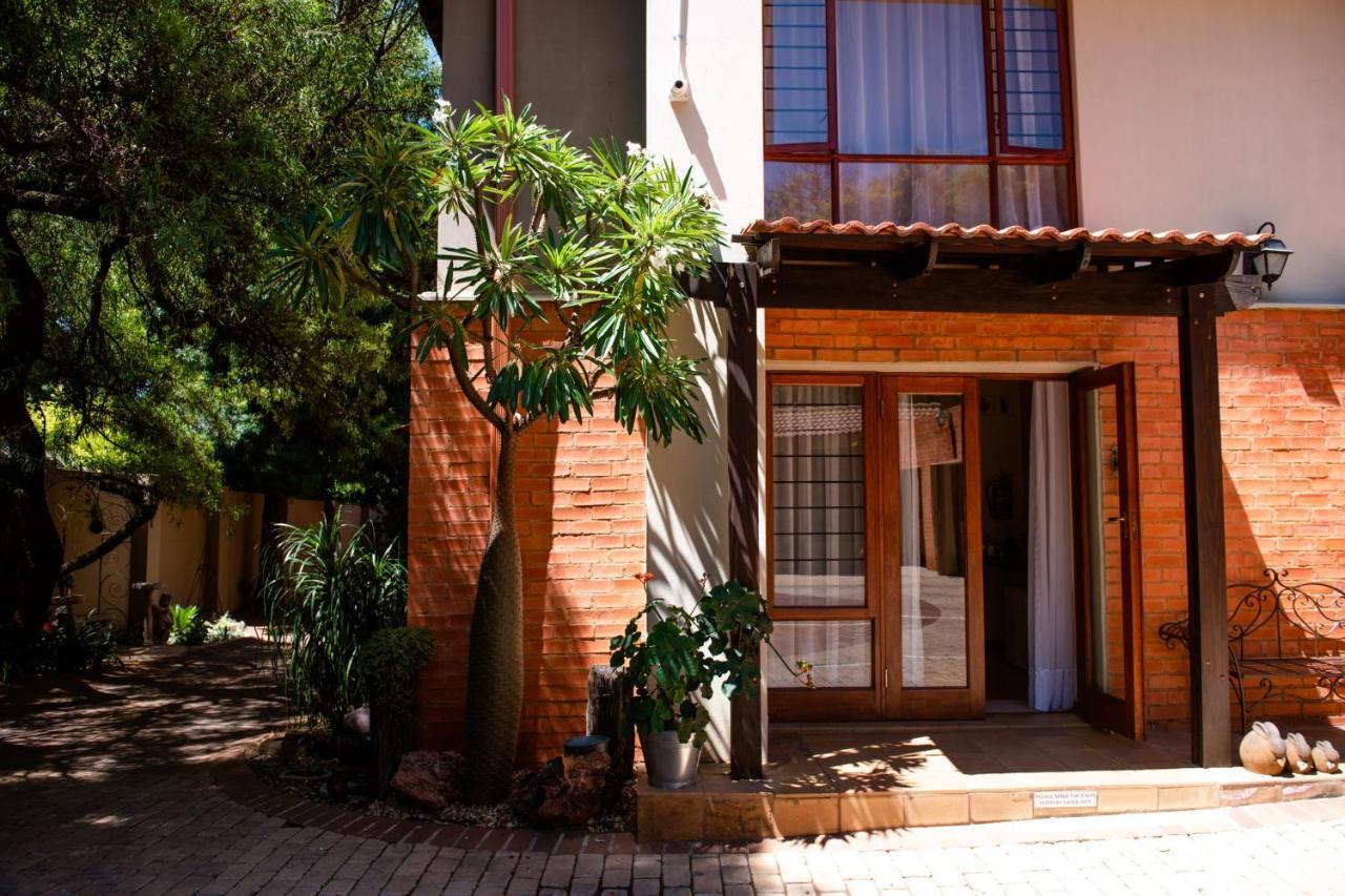 37 On Charles Hotel Pretoria-Noord Exterior foto