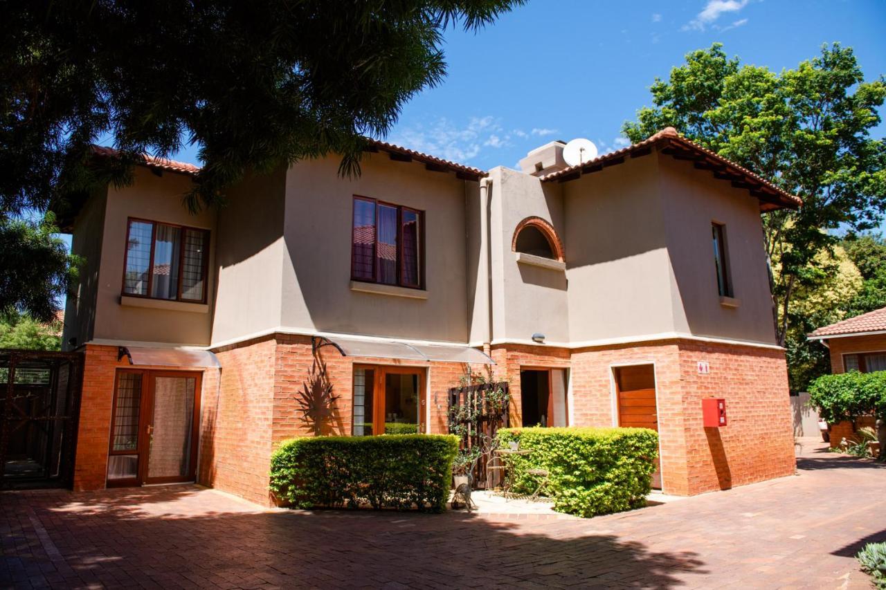 37 On Charles Hotel Pretoria-Noord Exterior foto